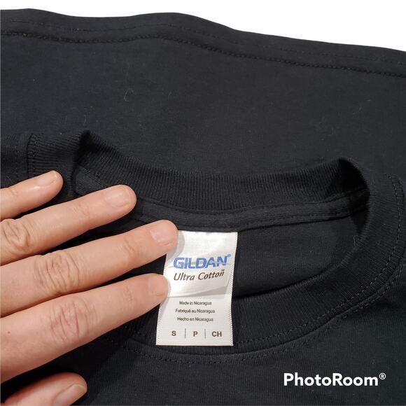 Gildan | BlackT-Shirt w/ Rainbow Safety Pins| Size Small - Picture 3 of 4